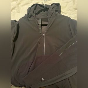 Lululemon wind breaker with sheer back
